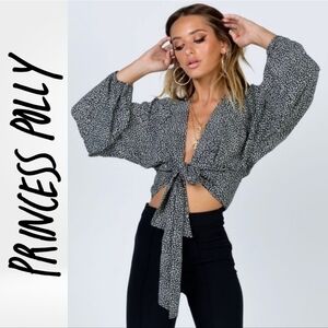 Princess Polly Black and White Cheeta Print Tie-Front Top Blouse Size 0